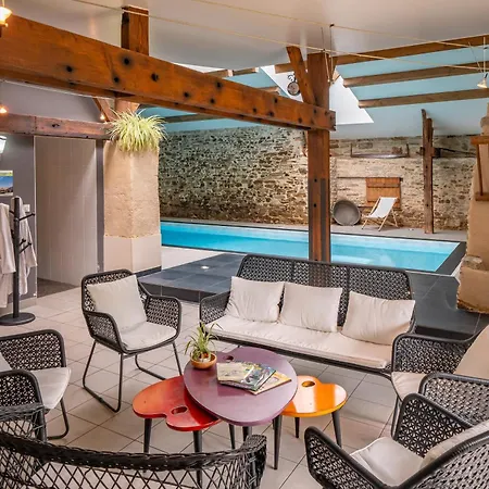 De L'hubertiere Villa