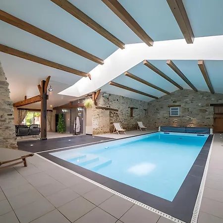 De L'hubertiere Villa