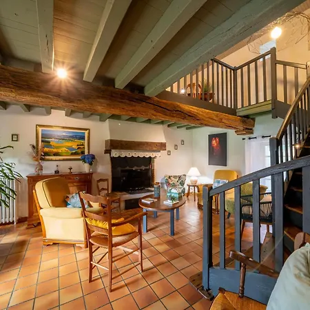 De L'hubertiere Villa *