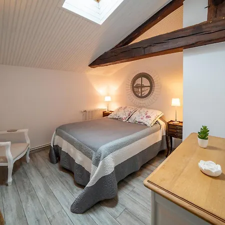 De L'hubertiere Villa *