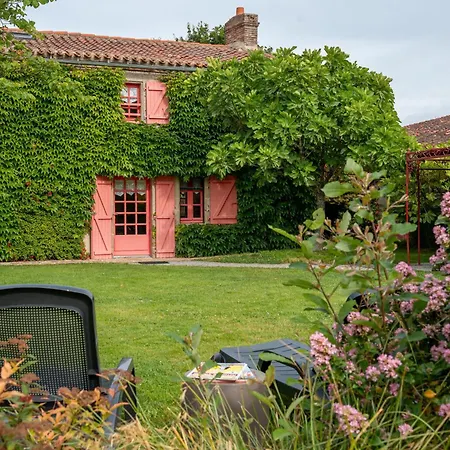 De L'hubertiere * Saint-Christophe-du-Ligneron