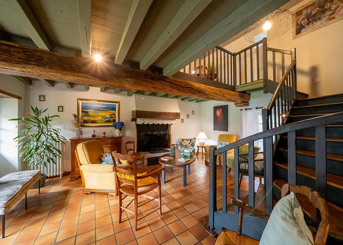 De L'hubertiere Villa *