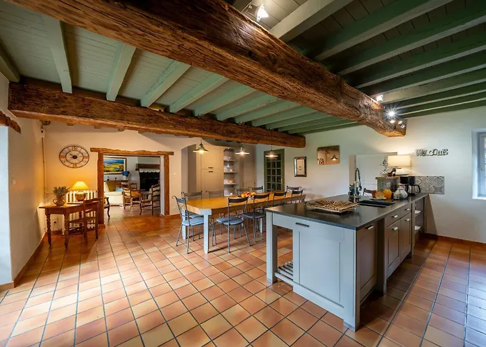 De L'hubertiere Villa