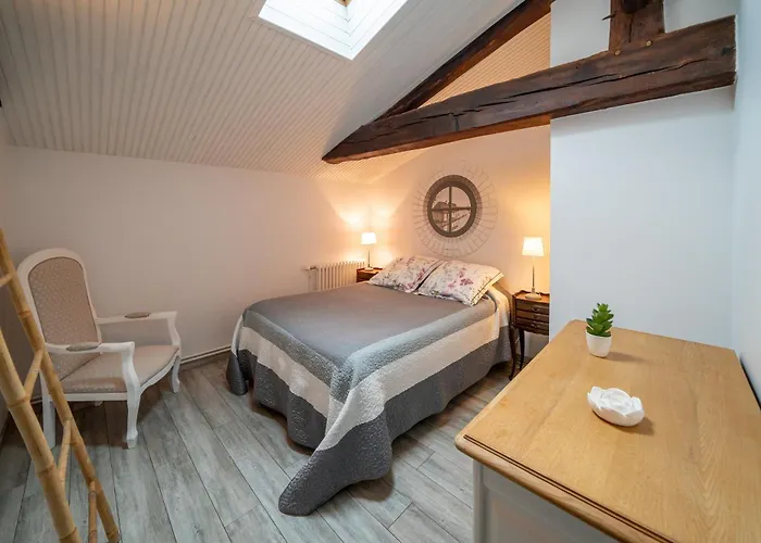 De L'hubertiere Villa *