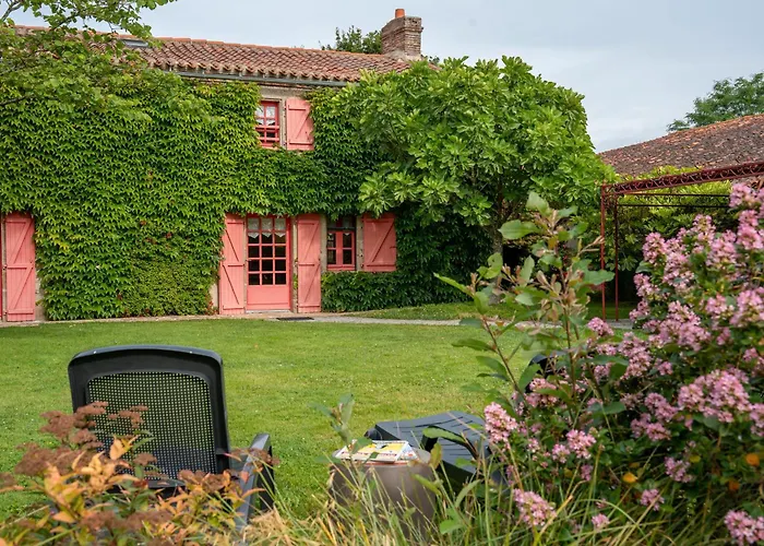 De L'hubertiere * Saint-Christophe-du-Ligneron